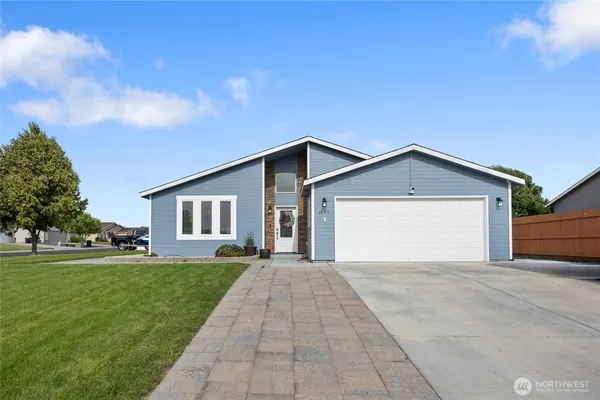 $369,000 | 1897 Palo Verde Avenue, Moses Lake, WA 98837