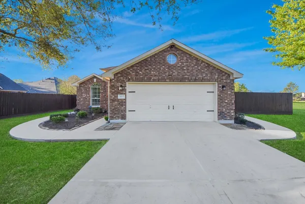 $369,900 | 6115 Pine Lakes Drive, Katy, TX 77493