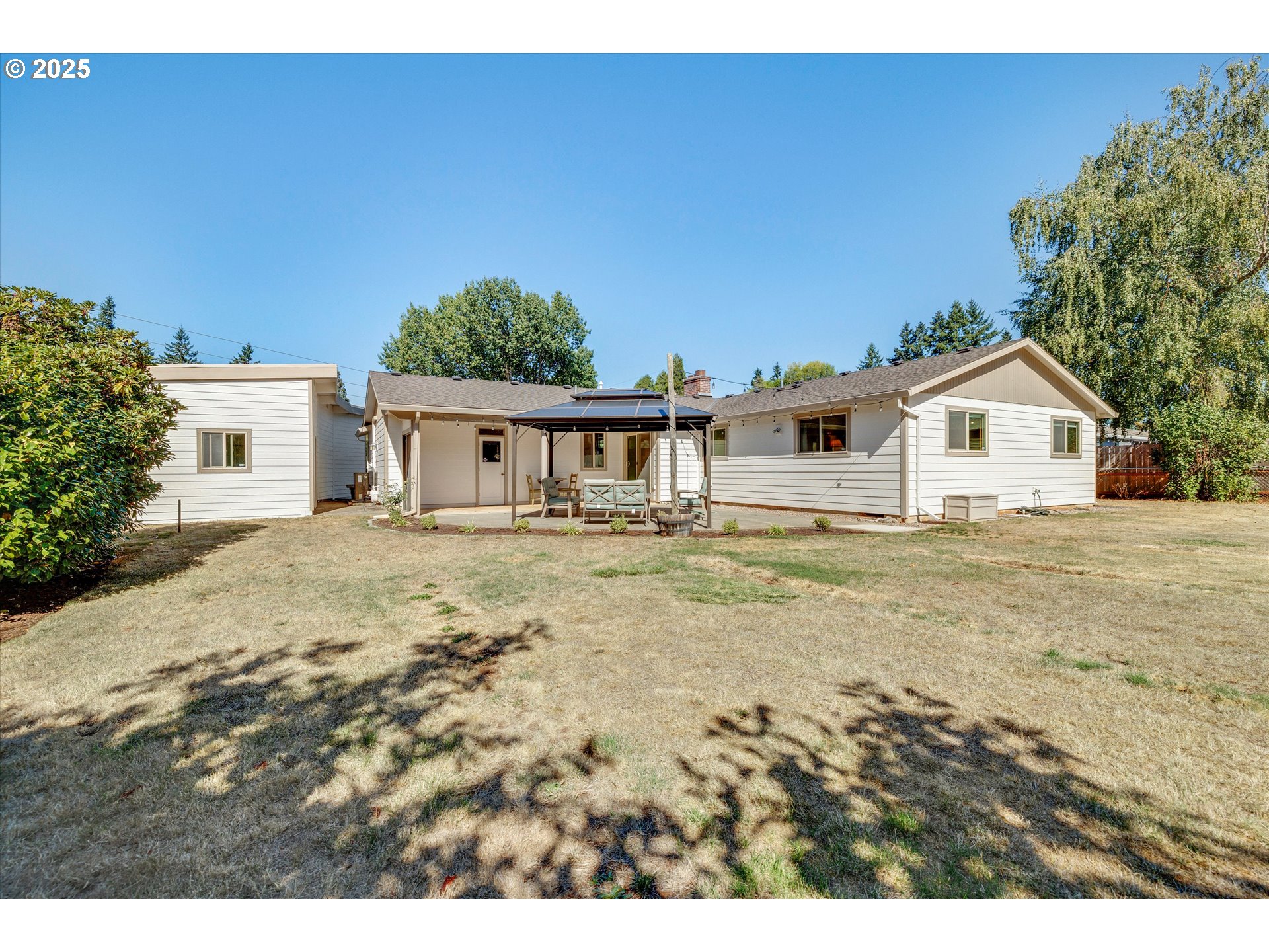 13910 South Caufield Road Oregon City, OR 97045 - Photo 32 of 46 Gallery Image 32