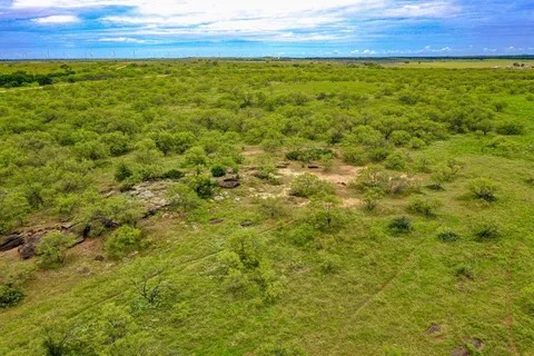 $2,653,600 | 8617 Farm To Market Road 175, Henrietta, TX 76365