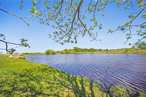 $2,653,600 | 8617 Farm To Market Road 175, Henrietta, TX 76365