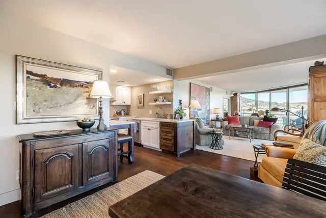 $1,750 | 1006 Guadalupe Street, Kerrville, TX 78028