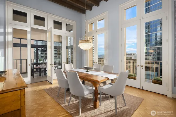 $1,275,000 | 1519 3rd Avenue, Unit 801, Seattle, WA 98101