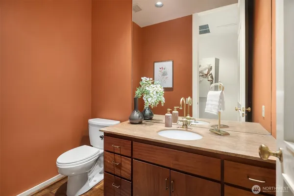 $1,275,000 | 1519 3rd Avenue, Unit 801, Seattle, WA 98101