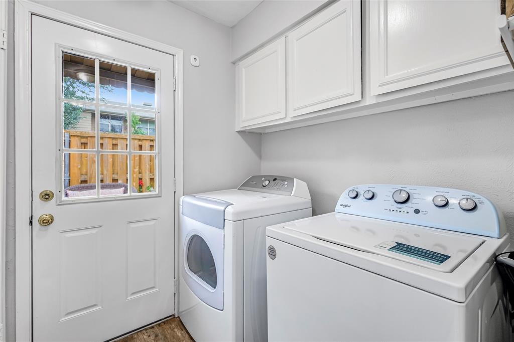 3740 Vitruvian Way, Unit D Addison, TX 75001 - Photo 11 of 22 a utility room with dryer and washer
