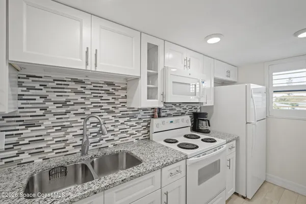 $2,800 | 180 Paradise Boulevard, Unit 18022, Melbourne, FL 32903