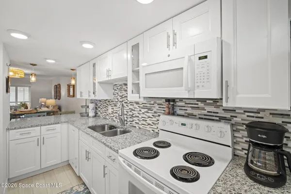 $2,800 | 180 Paradise Boulevard, Unit 18022, Melbourne, FL 32903