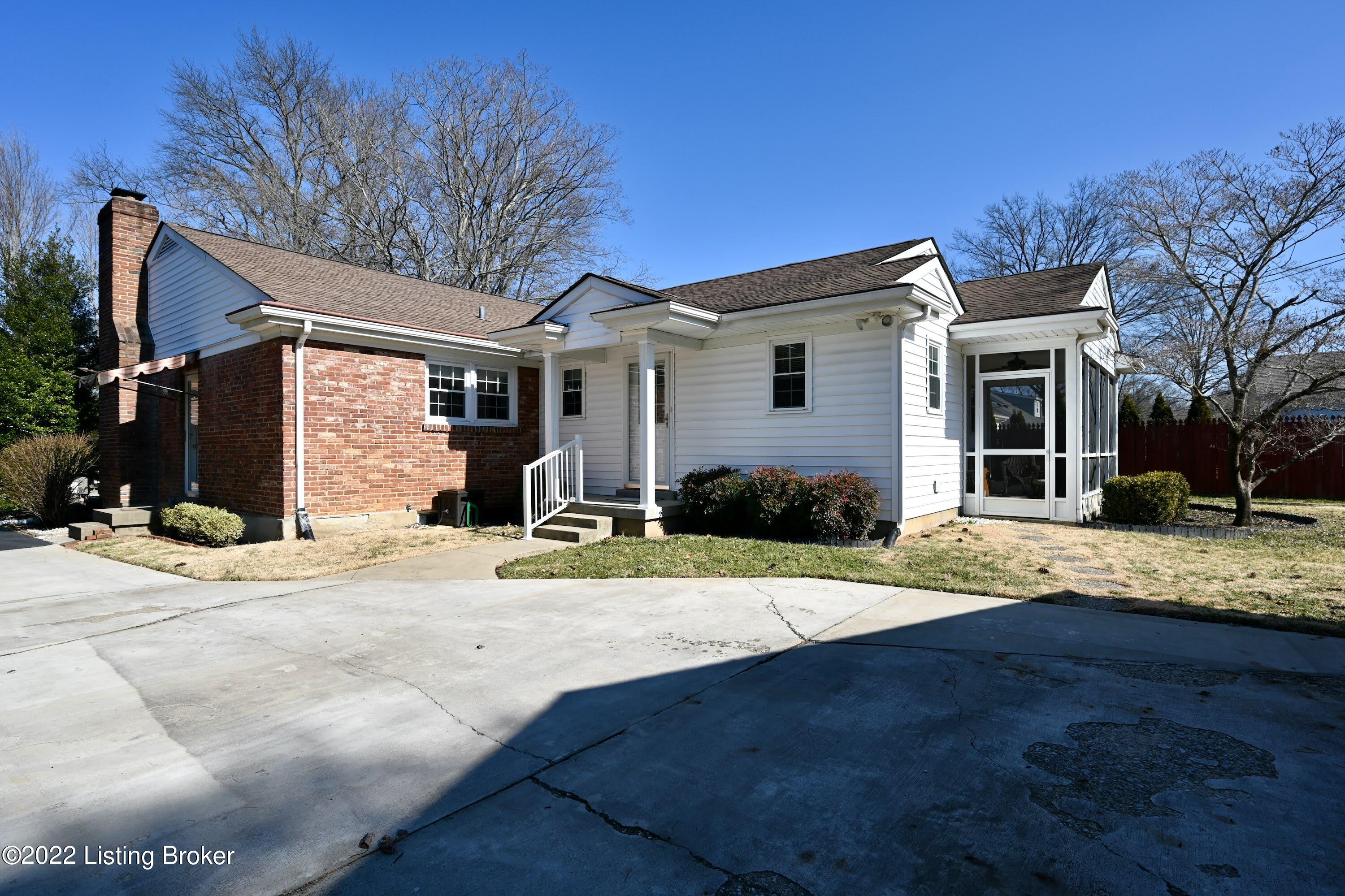 8606 Charing Cross Road Louisville, KY 40222 - Photo 42 of 48 DSC_0355