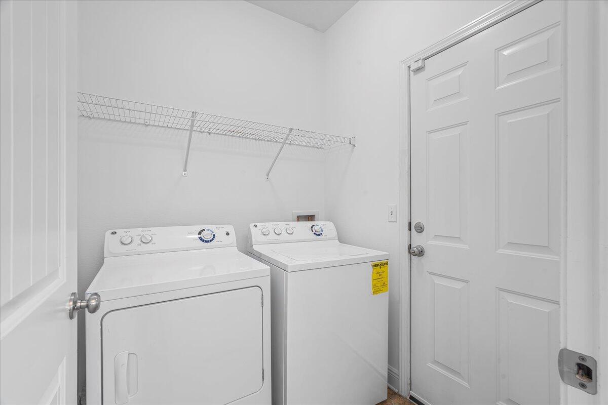 5978 Rustic Ridge Circle Milton, FL 32570 - Photo 18 of 45 Laundry Room