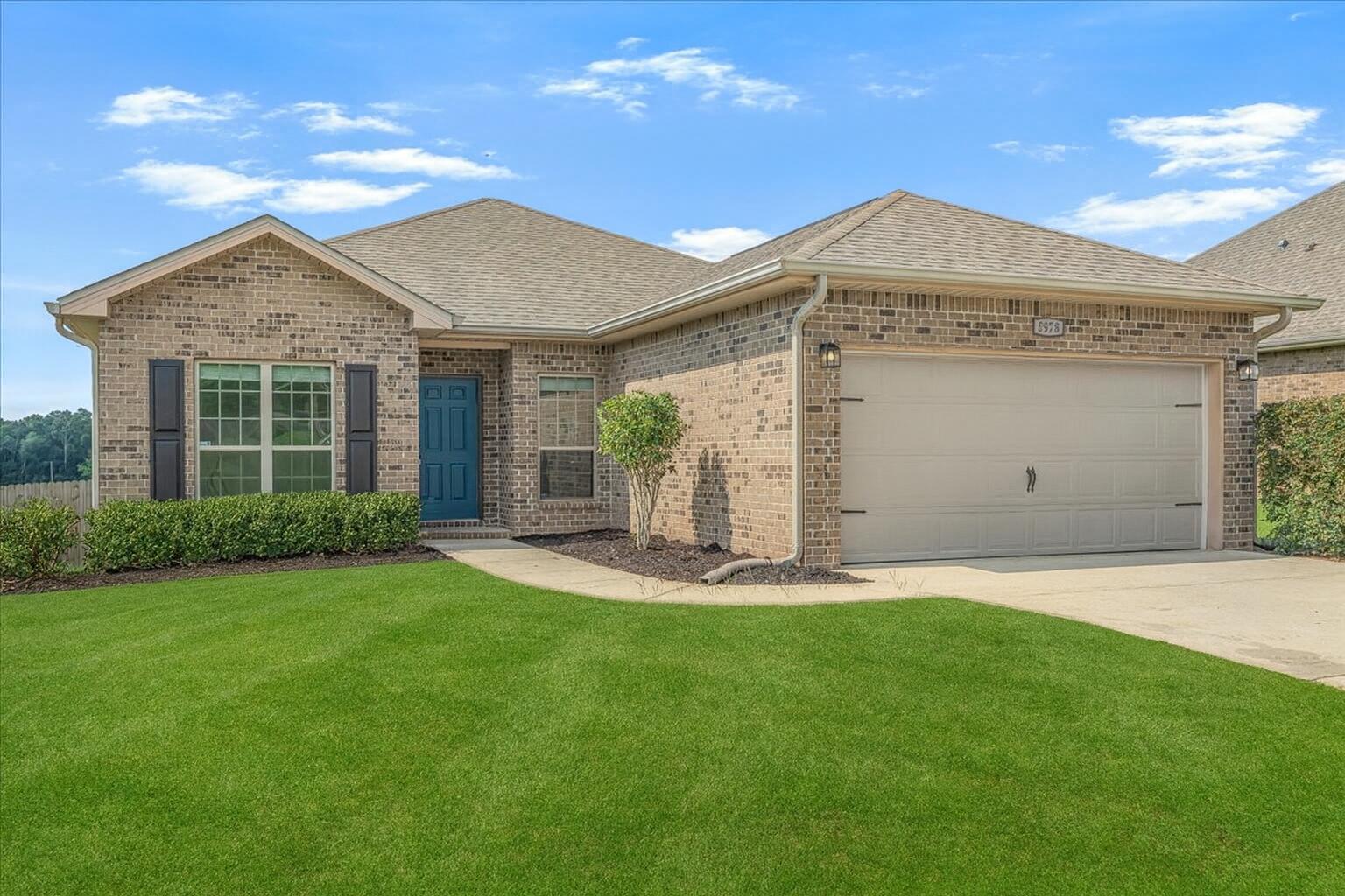 5978 Rustic Ridge Circle Milton, FL 32570 - Photo 3 of 45 5978 Rustic Ridge Circle