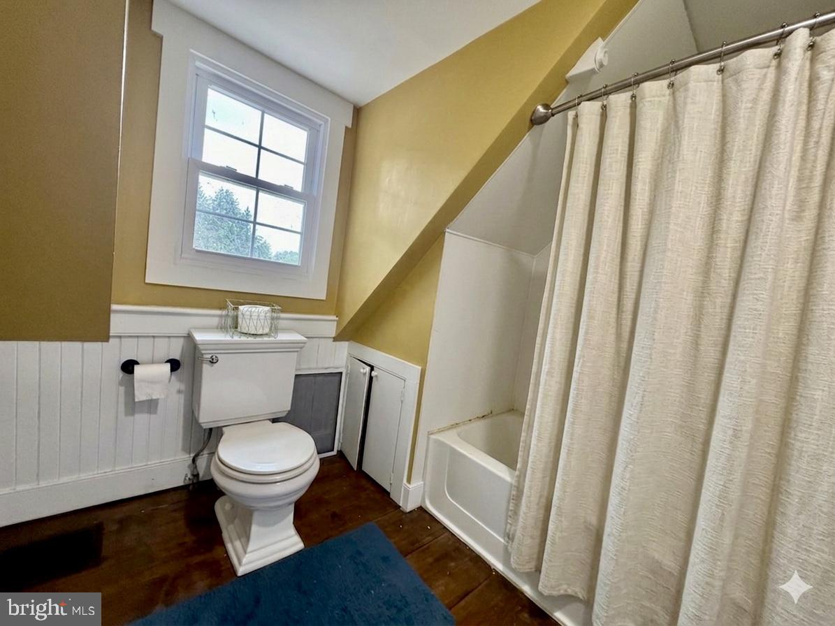 2349 Skinkers Neck Road Rappahannock Academy, VA 22538 - Photo 61 of 71 a bathroom with a toilet and a shower