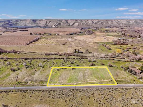 $225,000 | Tbd-lot 3 900 South 900 East, Hagerman, ID 83332