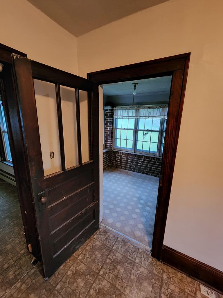 613 Glendale Road Galax, VA 24333 - Photo 28 of 37 Gallery Image 28