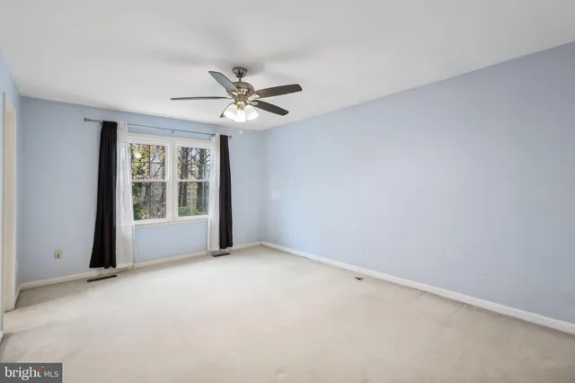 $3,300 | 8047 Sky Blue Drive, Alexandria, VA 22315