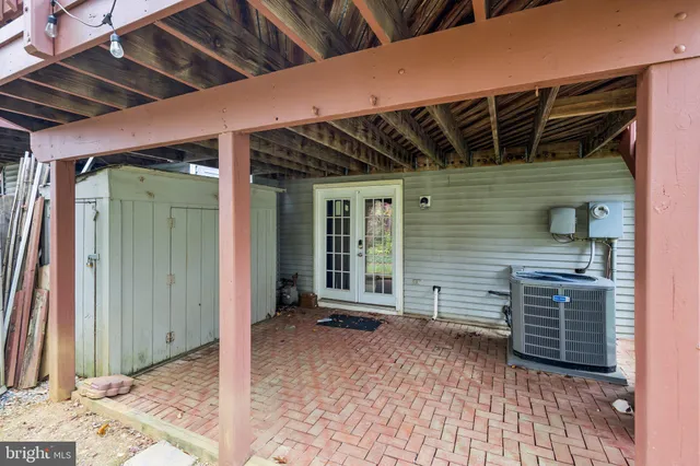 $3,300 | 8047 Sky Blue Drive, Alexandria, VA 22315