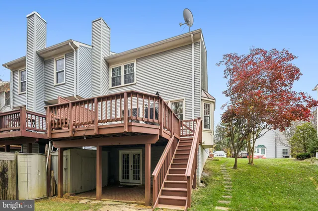 $3,300 | 8047 Sky Blue Drive, Alexandria, VA 22315
