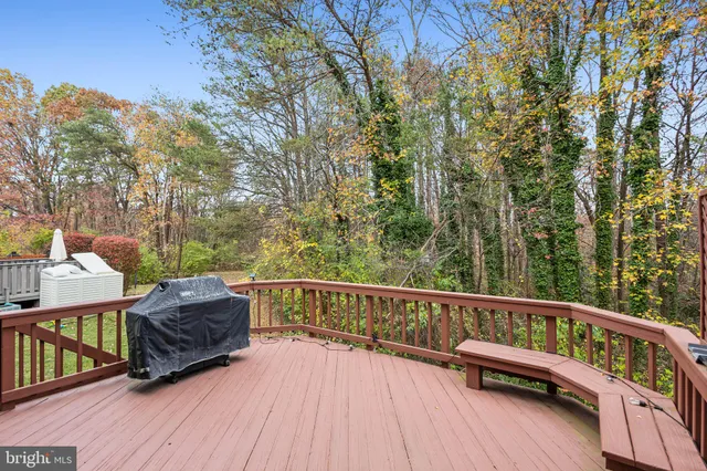 $3,300 | 8047 Sky Blue Drive, Alexandria, VA 22315