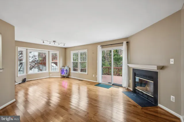 $3,300 | 8047 Sky Blue Drive, Alexandria, VA 22315