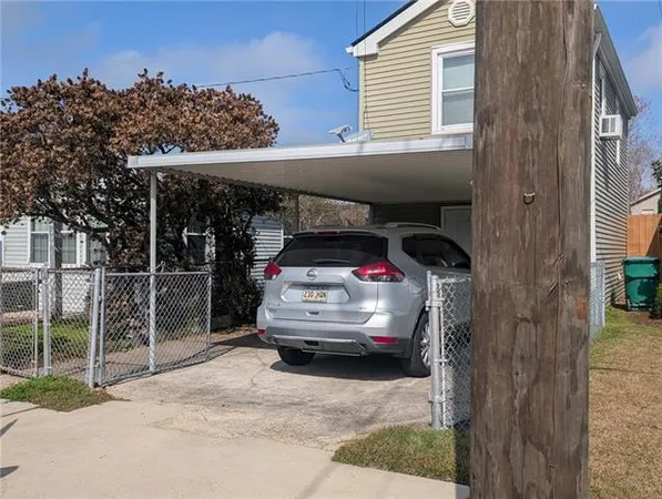 $950 | 3421 Roman Street, Metairie, LA 70001