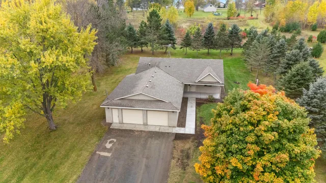 $309,999 | 21320 Orchard Drive, Pine City, MN 55063