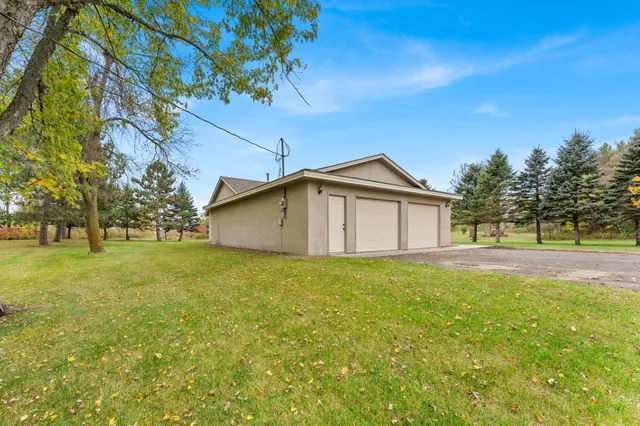 $309,999 | 21320 Orchard Drive, Pine City, MN 55063