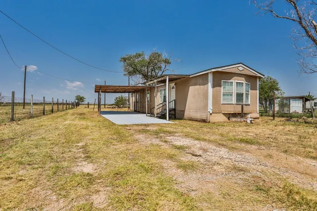 $116,500 | 221 North County Road 2850, Lubbock, TX 79403