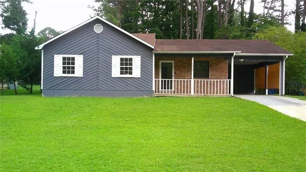 $225,000 | 5370 Garvey Drive, Fairburn, GA 30213