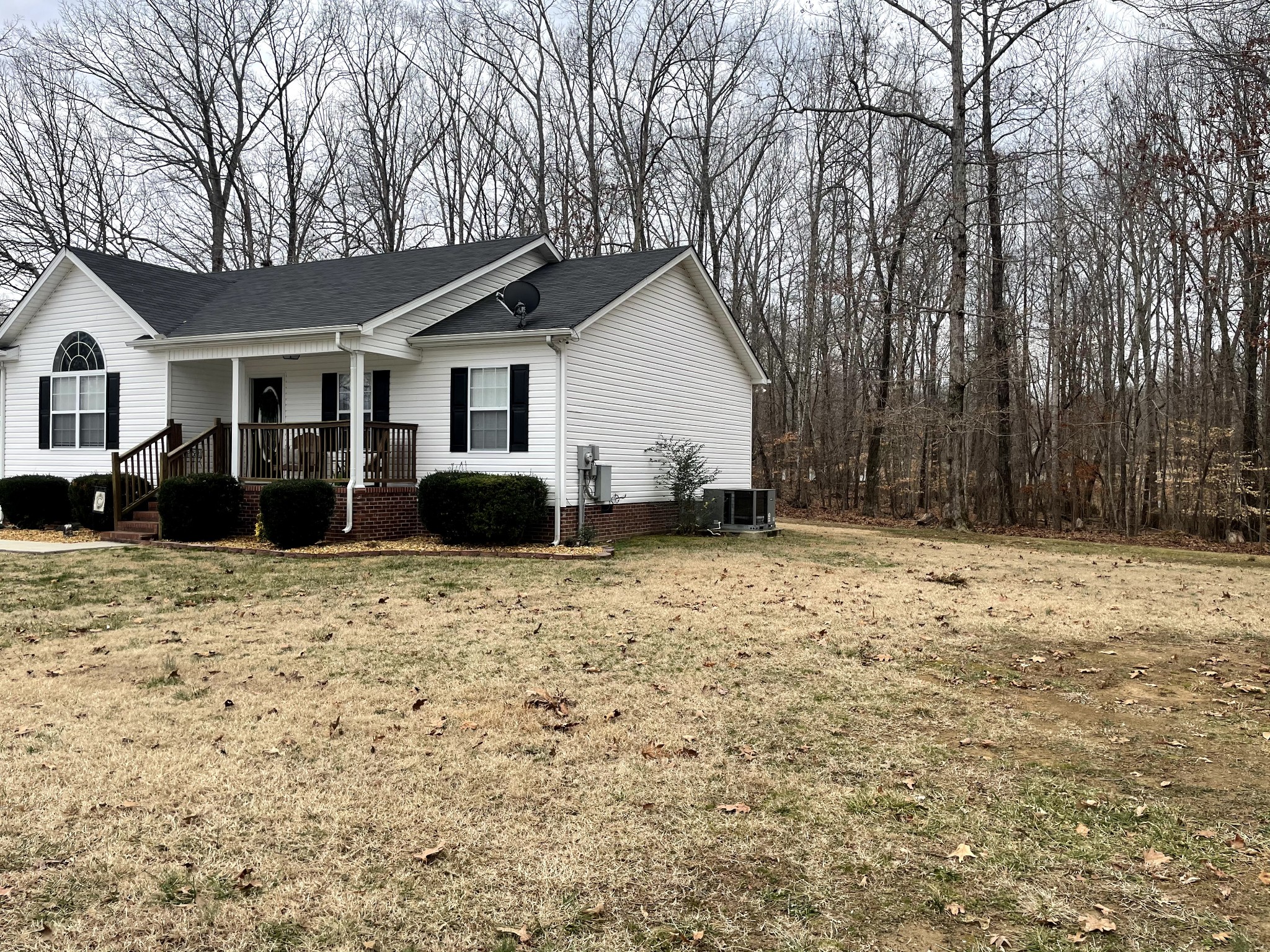 2082 Eastbrook Road Estill Springs, TN 37330 - Photo 4 of 34 Gallery Image 4