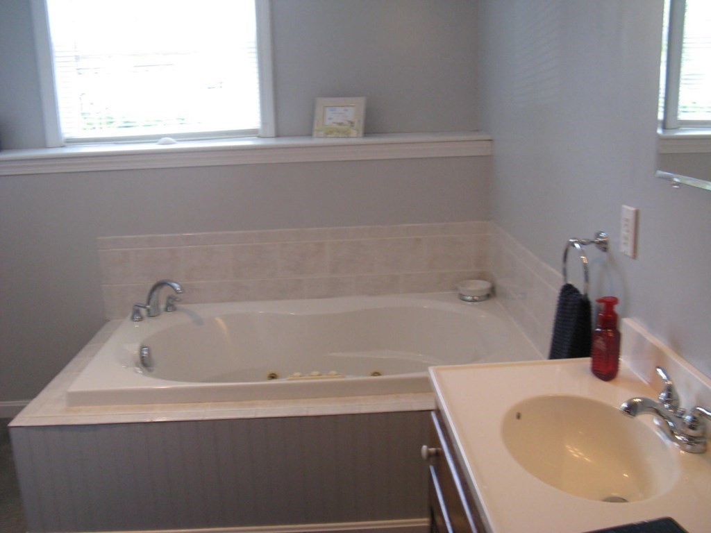 21 Sable Road Salem, MA 01970 - Photo 17 of 23 Gallery Image 17