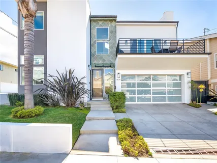 $1,699,000 | 1836 Rockefeller Lane, Redondo Beach, CA 90278