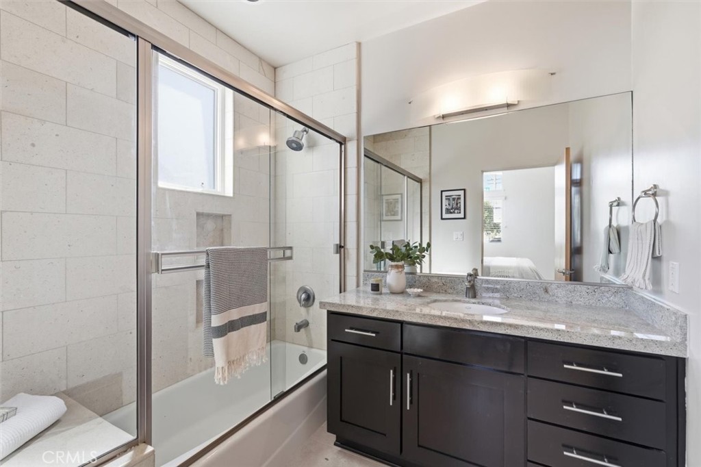 1836 Rockefeller Lane Redondo Beach, CA 90278 - Photo 13 of 54