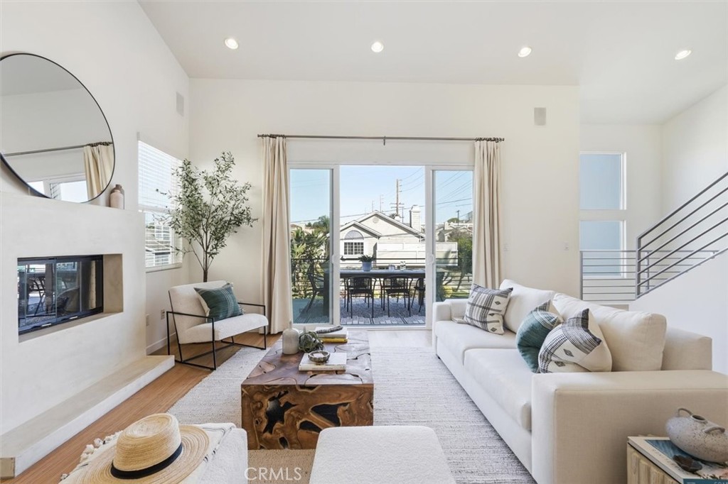 1836 Rockefeller Lane Redondo Beach, CA 90278 - Photo 16 of 54