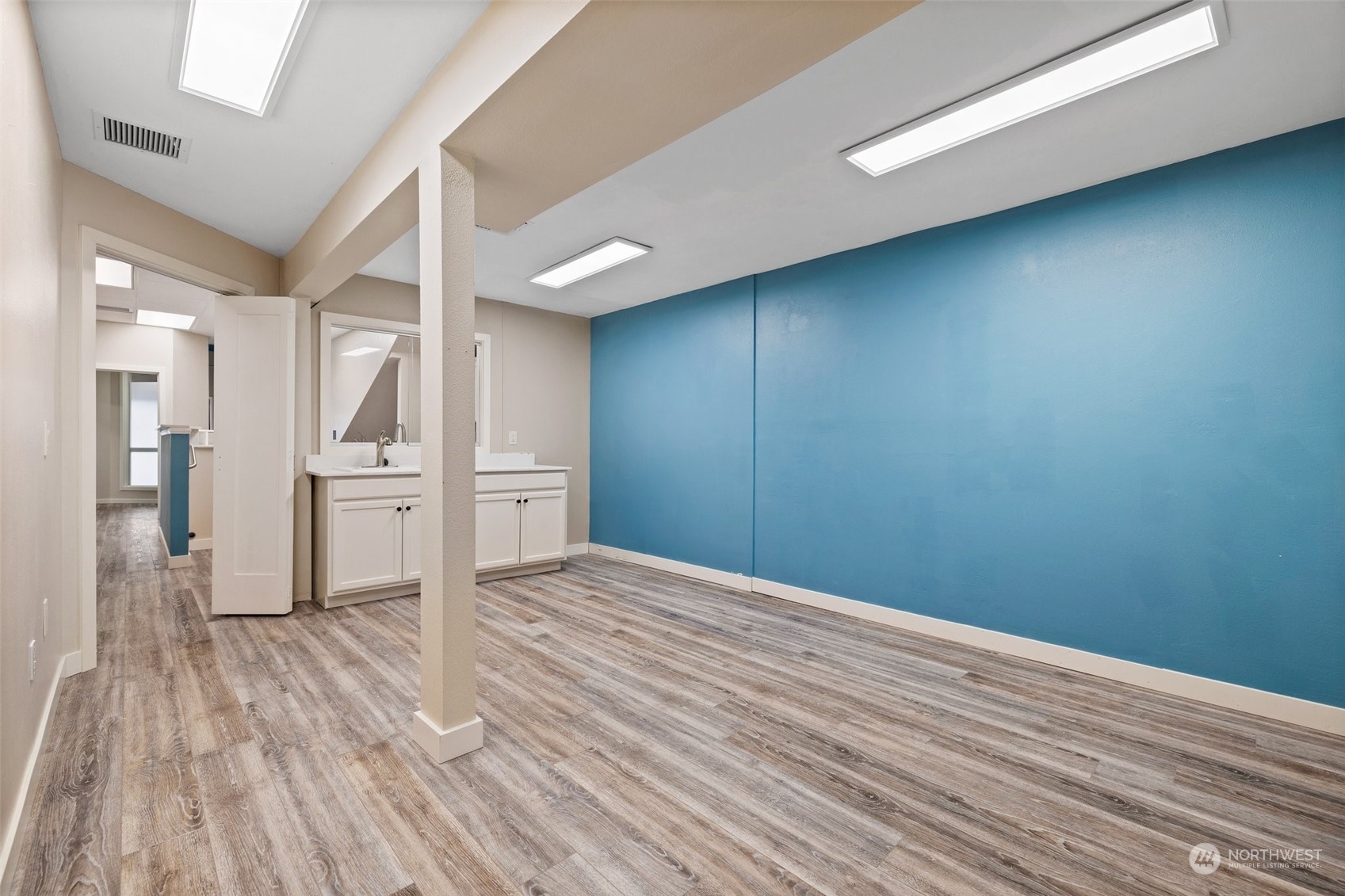 630 Southwest 153rd Street, Unit 106 Burien, WA 98166 - Photo 25 of 28