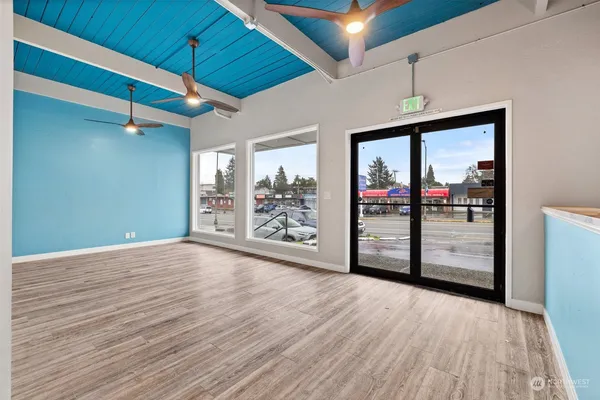 $5,900 | 630 Southwest 153rd Street, Unit 106, Burien, WA 98166