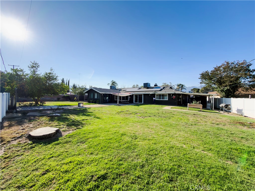 5602 North Sycamore Avenue Rialto, CA 92377 - Photo 38 of 42