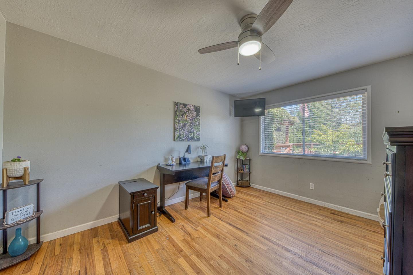 665 Paradise Road, Unit B Salinas, CA 93907 - Photo 17 of 31 Gallery Image 17