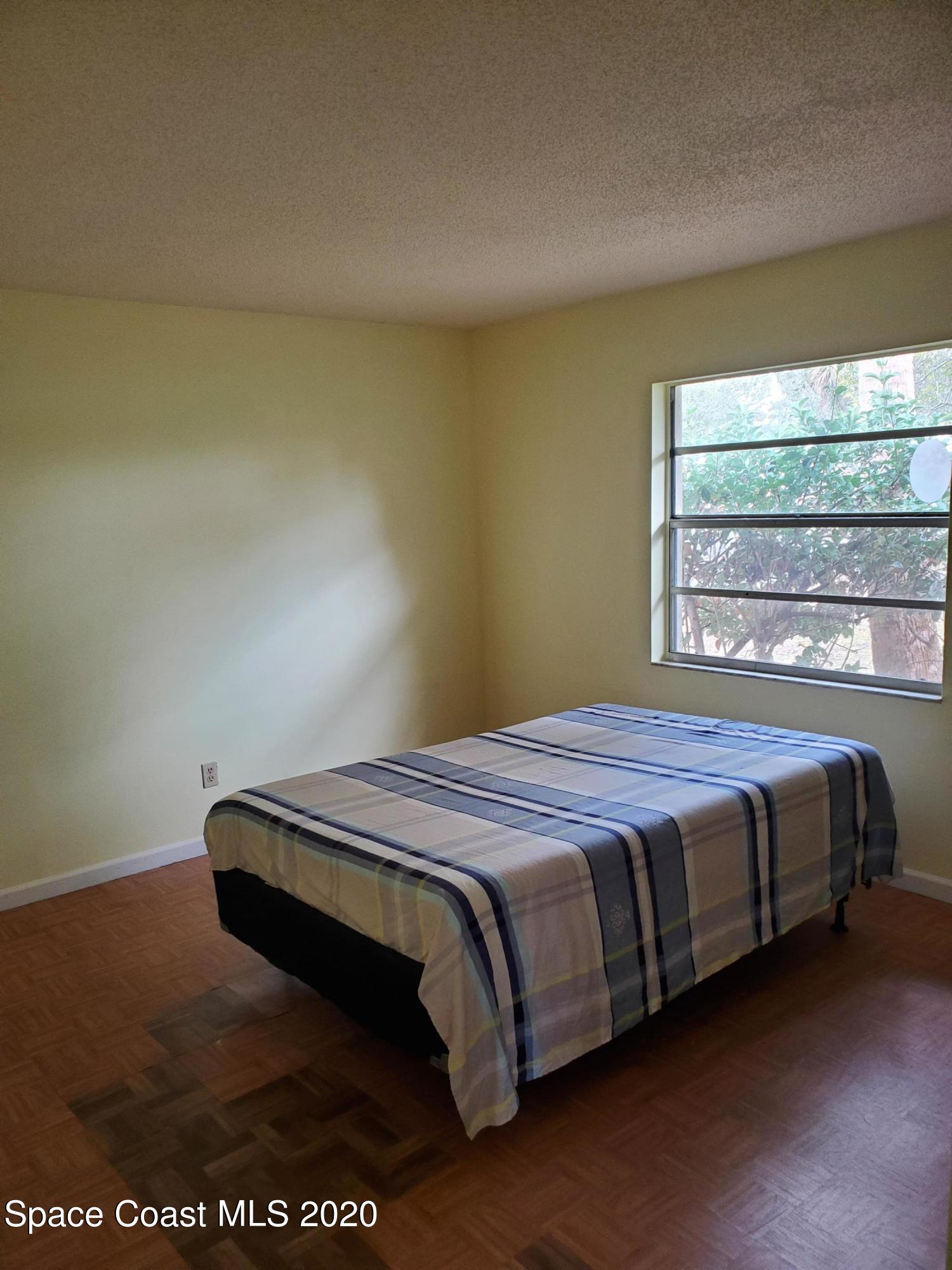 3386 Jay Tee Drive Melbourne, FL 32901 - Photo 11 of 40 20210217_121359