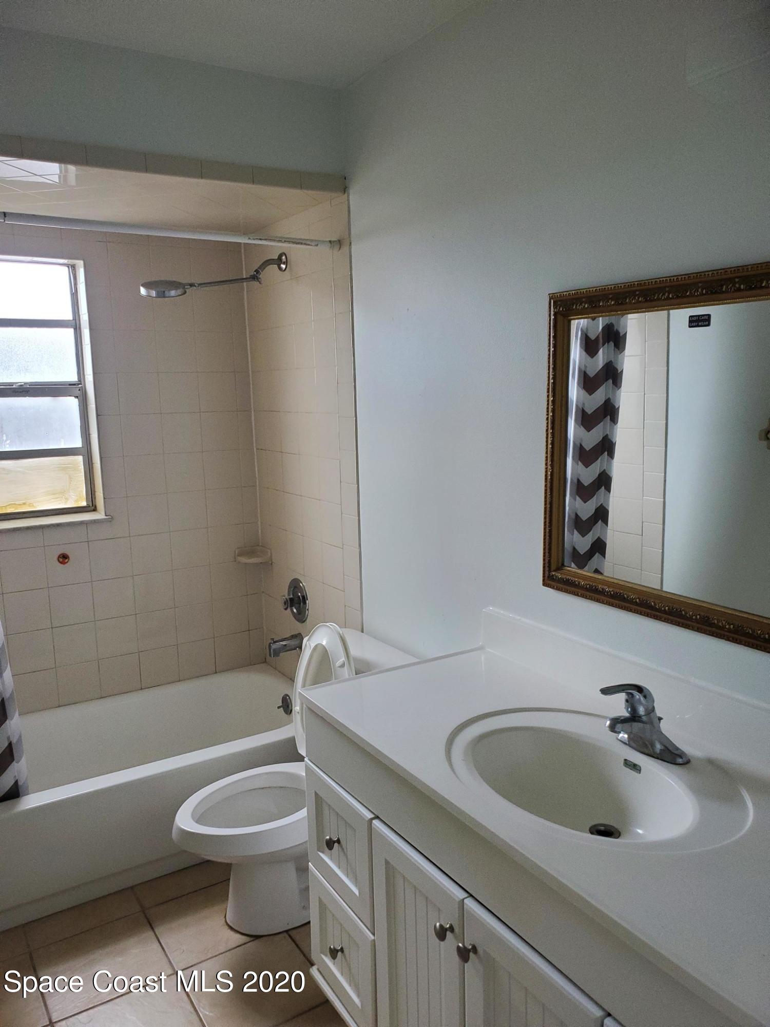 3386 Jay Tee Drive Melbourne, FL 32901 - Photo 15 of 40 20210217_121424