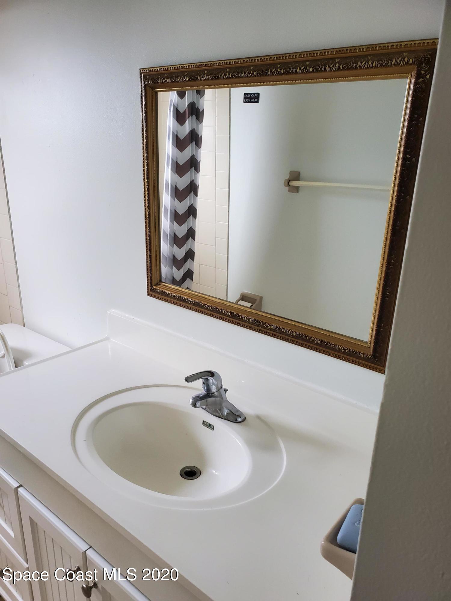 3386 Jay Tee Drive Melbourne, FL 32901 - Photo 16 of 40 20210217_121439