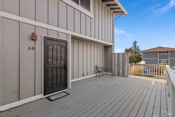 $425,000 | 100 Sunset Circle, Unit 68, Benicia, CA 94510