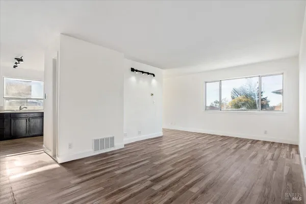 $425,000 | 100 Sunset Circle, Unit 68, Benicia, CA 94510