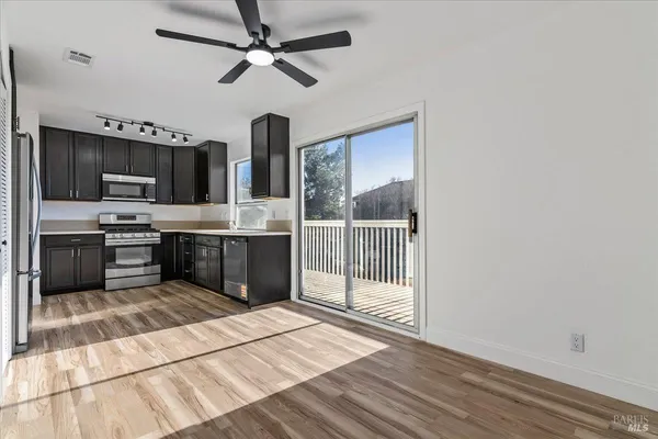 $425,000 | 100 Sunset Circle, Unit 68, Benicia, CA 94510