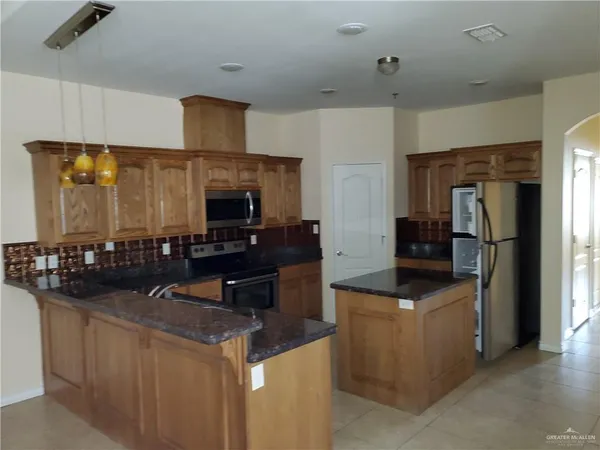 $1,500 | 3508 Samgar Street, Unit 2, Edinburg, TX 78539