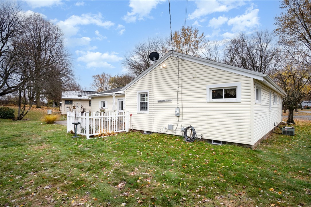 19 Del Verde Road Gates, NY 14624 - Photo 27 of 29