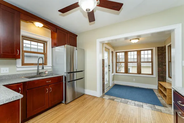 $369,900 | 616 5th Avenue Southwest, Rochester, MN 55902