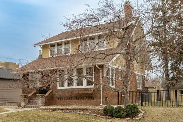 $369,900 | 616 5th Avenue Southwest, Rochester, MN 55902