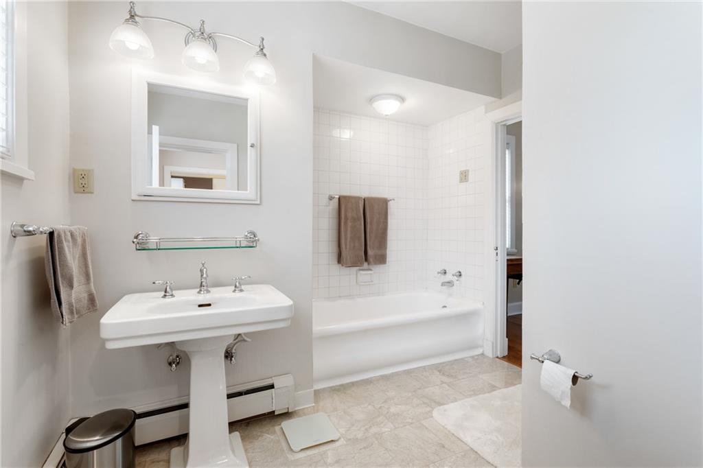 957 Freeport Road Natrona Heights, PA 15065 - Photo 16 of 25 Gallery Image 16