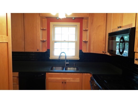 99 R Winnicutt Road, Unit 5 Stratham, NH 03885 - Photo 7 of 27