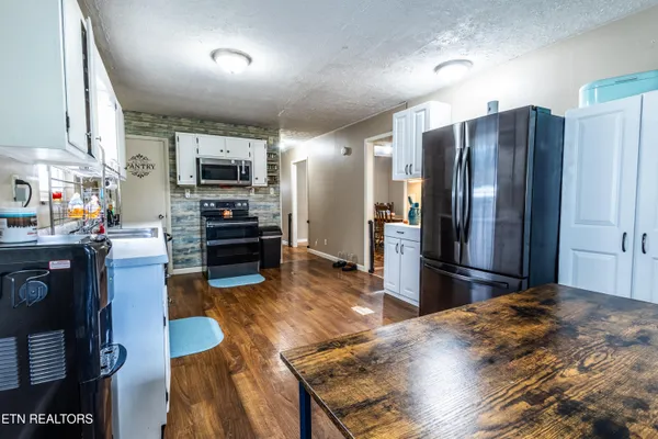 $298,990 | 172 West Hills Road, Rutledge, TN 37861