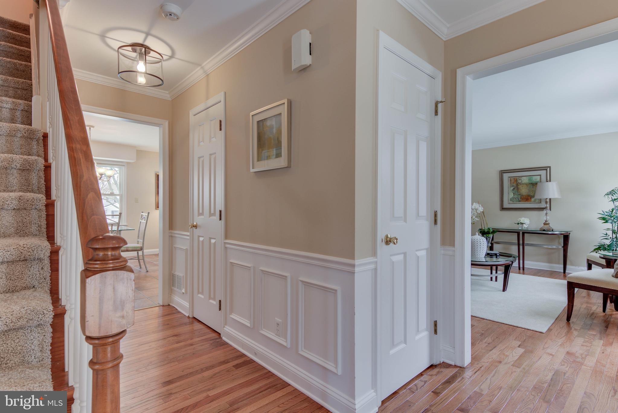 423 South Valley Forge Road Wayne, PA 19087 - Photo 4 of 37 Foyer